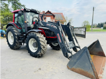 VALTRA T173 Traktor