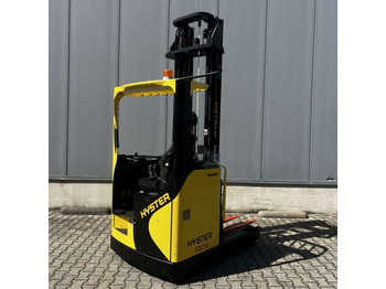 HYSTER Schubmaststapler