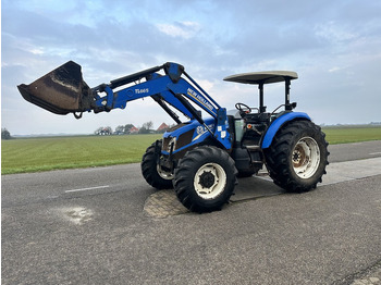 NEW HOLLAND TD5 Traktor