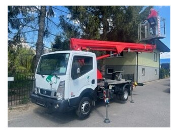 NISSAN LKW mit Arbeitsbühne