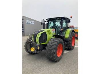 CLAAS Arion 630 Traktor