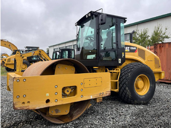 CATERPILLAR CS64B Walzenzug