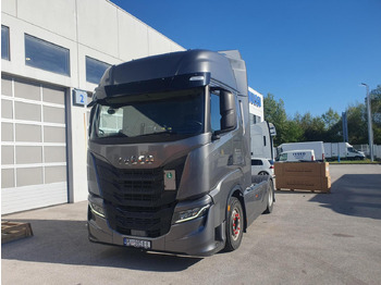 Sattelzugmaschine IVECO S-Way AS440S48T/P: das Bild 3