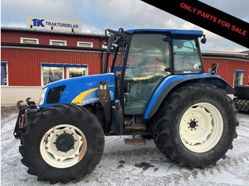 NEW HOLLAND T5000 Traktor