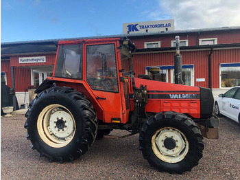 VALMET Traktor