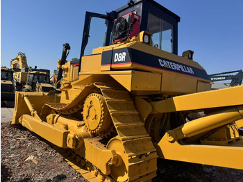 Bulldozer CATERPILLAR D8R: das Bild 3