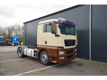 Sattelzugmaschine MAN TGX 18.400 RETARDER MANUAL GEARBOX 674.300km: das Bild 4