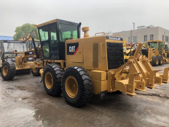 CATERPILLAR 140H Grader