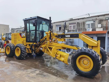 CATERPILLAR 140H Grader