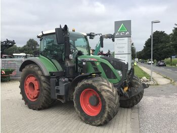 FENDT 714 Vario Traktor