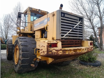 VOLVO L330C Radlader