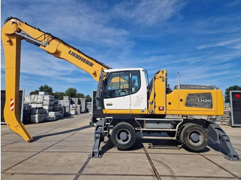 Umschlagbagger Liebherr LH 30 M: das Bild 2