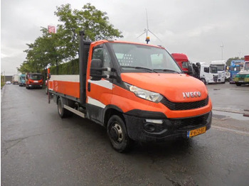 Koffer Transporter Iveco Daily 35C15: das Bild 4