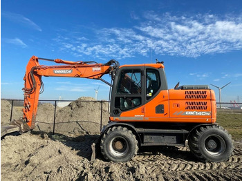 DOOSAN DX140W-3 Mobilbagger