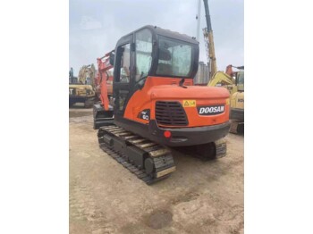 Kettenbagger DOOSAN DX60: das Bild 5