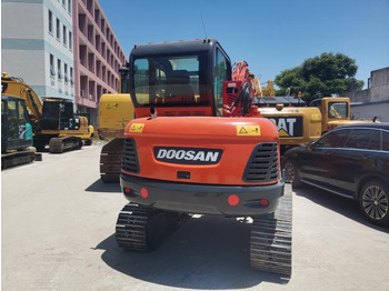 Kettenbagger Doosan dx60: das Bild 5