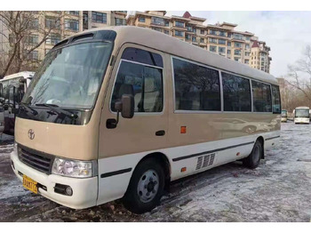 Überlandbus Toyota Coaster: das Bild 2