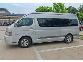 TOYOTA Kleinbus