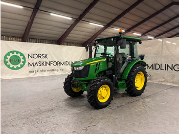 JOHN DEERE 5058E Traktor