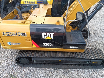 CATERPILLAR 320D Kettenbagger