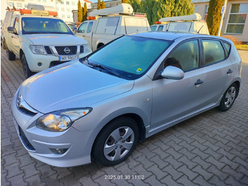 PKW HYUNDAI I30 HATCHBACK: das Bild 2