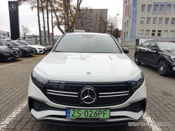 PKW MERCEDES BENZ EQA 350 4MATIC SUV: das Bild 5