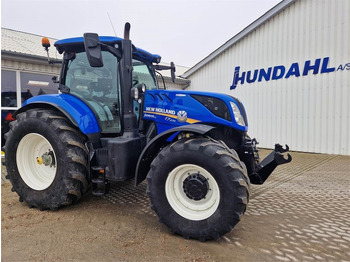 NEW HOLLAND T7.270 Traktor