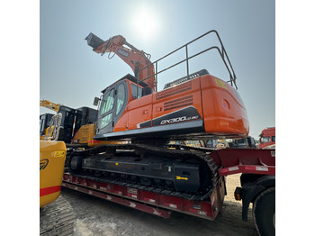 DOOSAN DX300 Kettenbagger