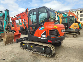 DOOSAN DX60 Kettenbagger