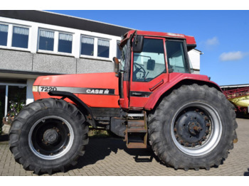 CASE IH Magnum 7220 Traktor