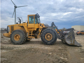 VOLVO L220E Radlader