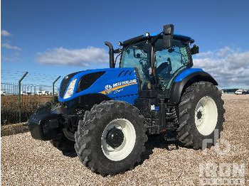 NEW HOLLAND T7 Traktor