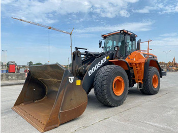 DOOSAN DL450 Radlader