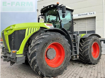 CLAAS Xerion 5000 Traktor