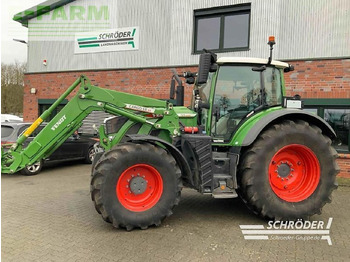 FENDT 724 Vario Traktor