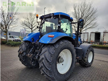 Traktor New Holland t7.220 ac: das Bild 4