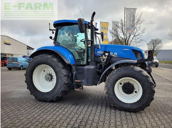 Traktor New Holland t7.220 ac: das Bild 3