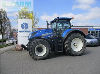 NEW HOLLAND T7 Traktor