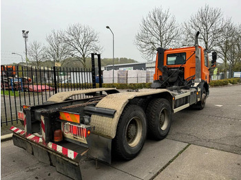 Fahrgestell LKW DAF CF 75.310 6X4 MANUAL GEAR EURO 3 FULL STEEL: das Bild 4