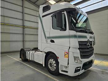 Sattelzugmaschine Mercedes-Benz Actros 1843 PTO: das Bild 4