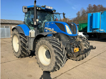 NEW HOLLAND T7.245 Traktor