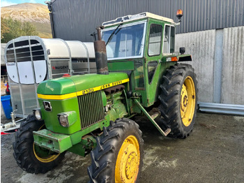 JOHN DEERE 2130 Traktor