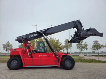 KALMAR Reach stacker