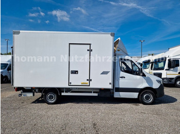 MERCEDES-BENZ Sprinter 319 Koffer Transporter