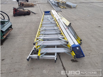 Baugeräte Fiberglass Step Ladders (3 of), Aluminium Step Ladders (2 of): das Bild 4