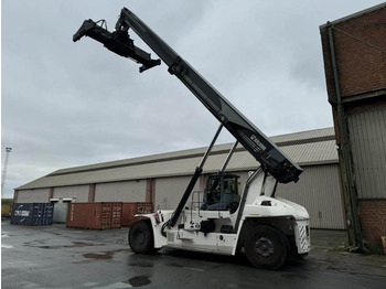 KALMAR Reach stacker