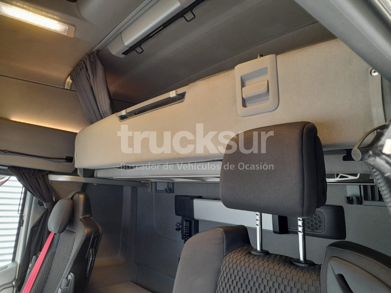 Sattelzugmaschine RENAULT T520 HIGH SLEEPER CAB: das Bild 12