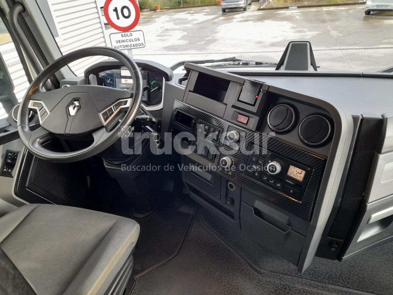 Sattelzugmaschine RENAULT T520 HIGH SLEEPER CAB: das Bild 11