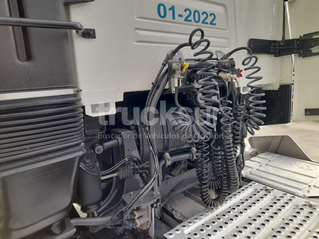 Sattelzugmaschine RENAULT T520 HIGH SLEEPER CAB: das Bild 6