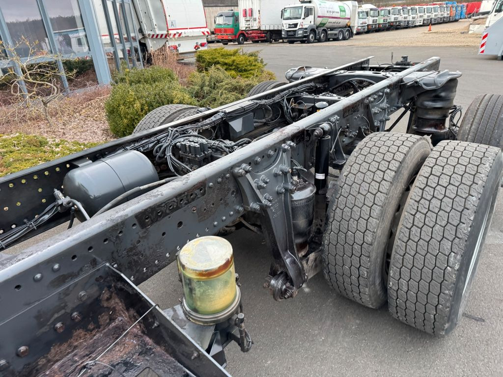 Fahrgestell LKW Mercedes-Benz Actros 2541 L 6x2 ( ohne Aufbau - Fahrgestell ): das Bild 13